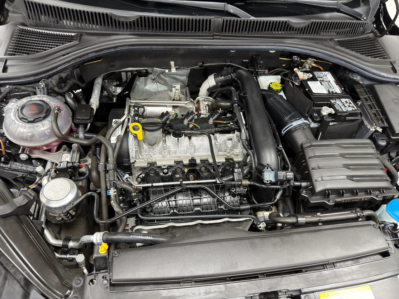 Volkswagen Jetta R-Line Auto 2021