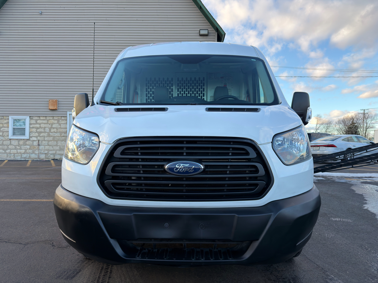 Ford Transit Van T-150 148" Med Rf 8600 GVWR Sliding RH Dr 2019