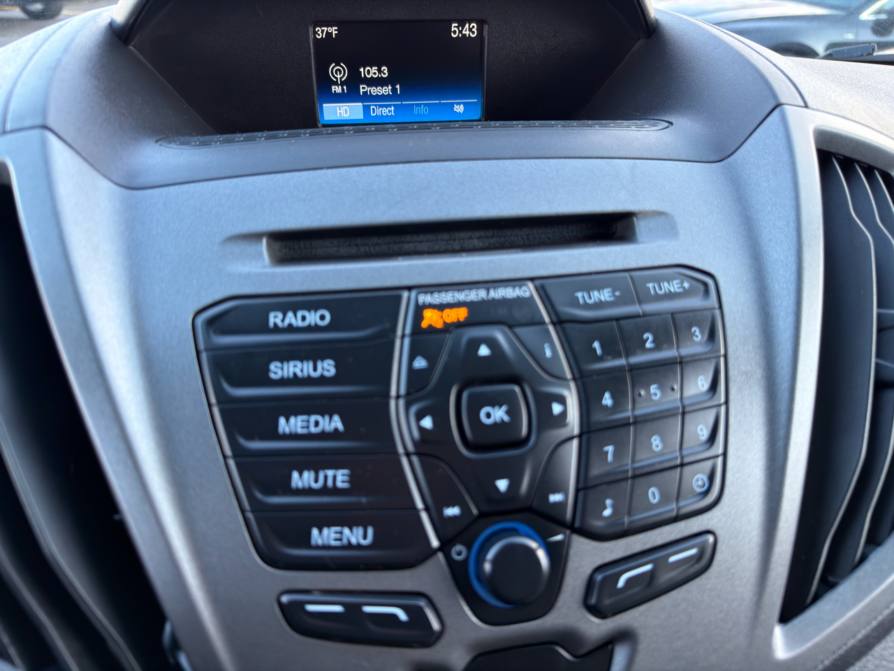 Ford Transit Van T-150 148" Med Rf 8600 GVWR Sliding RH Dr 2019