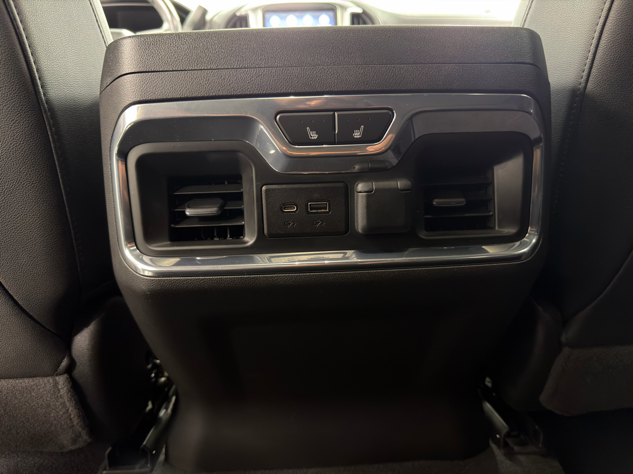 Chevrolet Silverado 1500 4WD Crew Cab 147" LTZ 2020