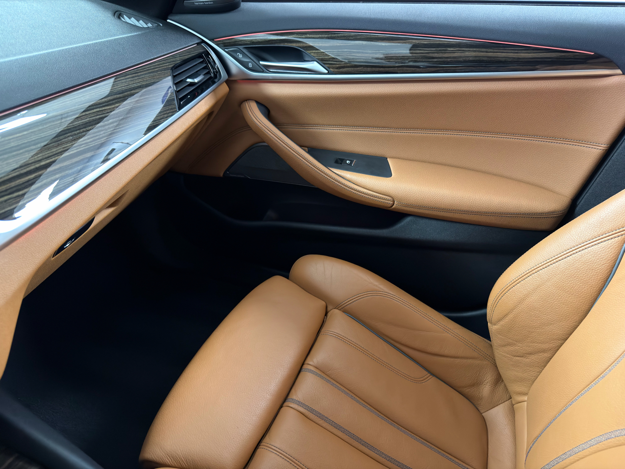 BMW 5 Series 540i xDrive Sedan 2021