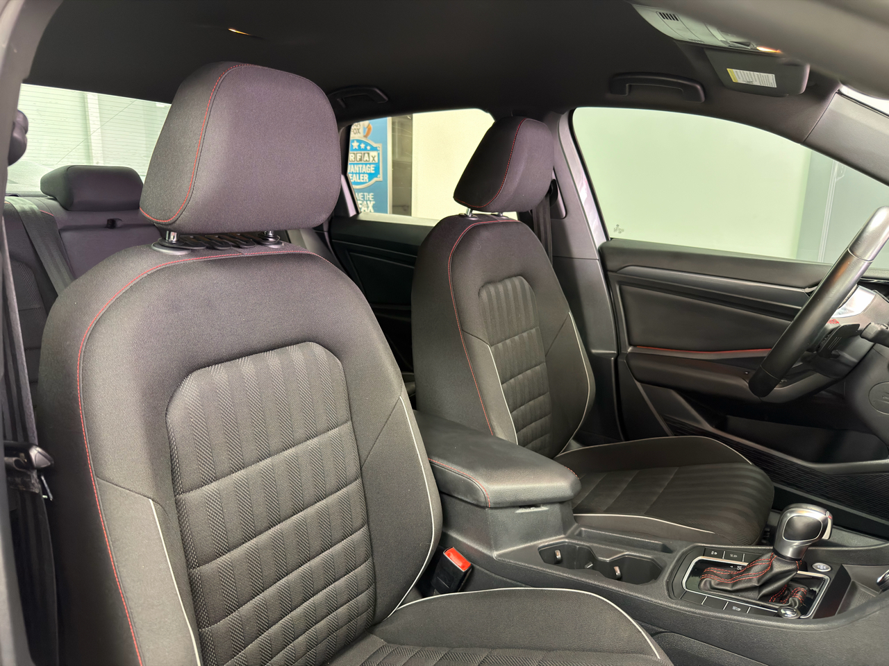 Volkswagen Jetta GLI S DSG 2021