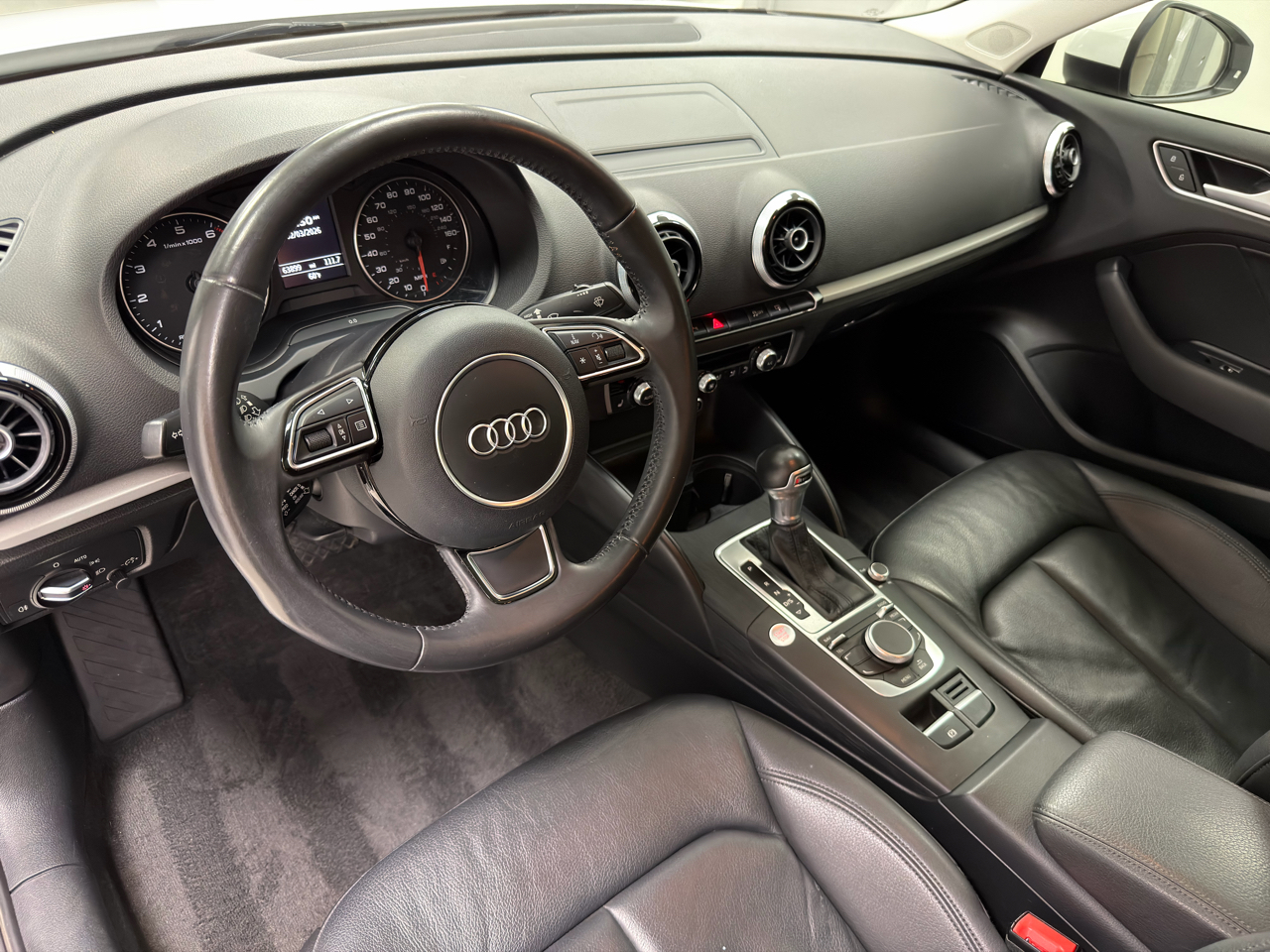Audi A3 4dr Sdn FWD 1.8T Premium 2016
