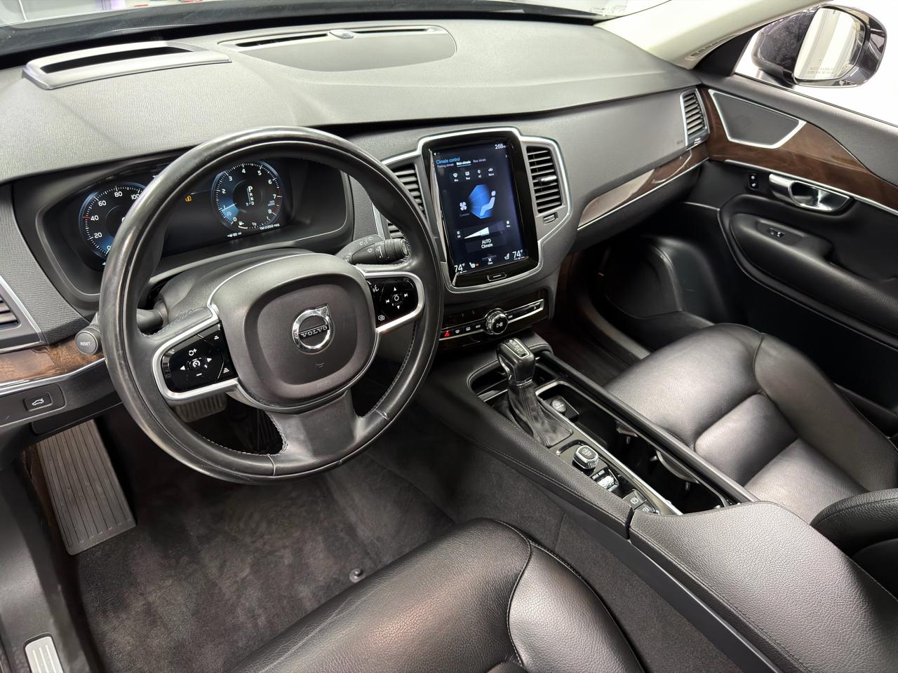 Volvo XC90 T6 AWD Momentum 2019