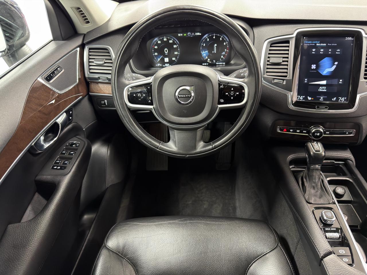 Volvo XC90 T6 AWD Momentum 2019