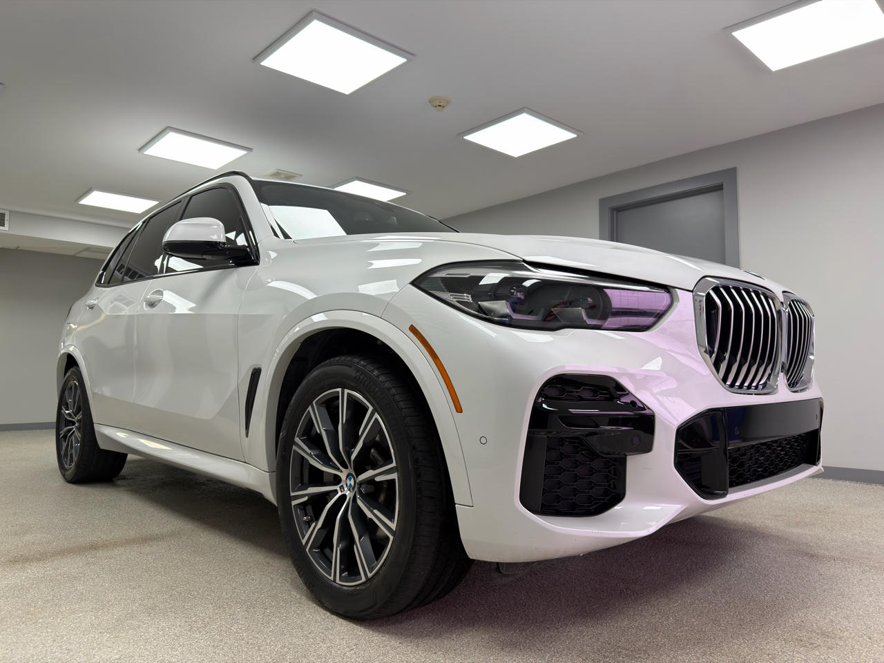 BMW X5 xDrive40i Sports Activity Vehicle 2022
