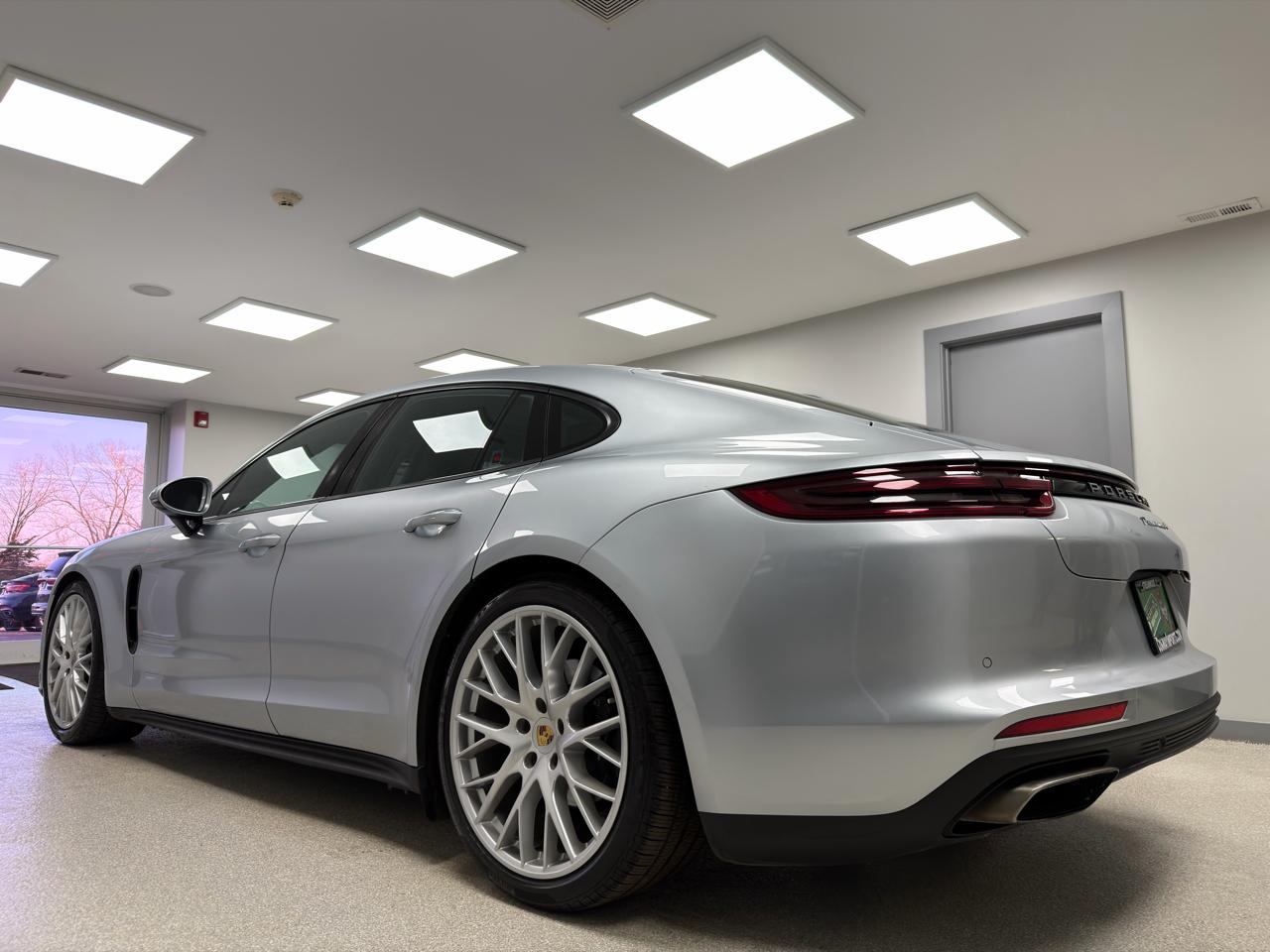 Porsche Panamera 4 AWD 2018