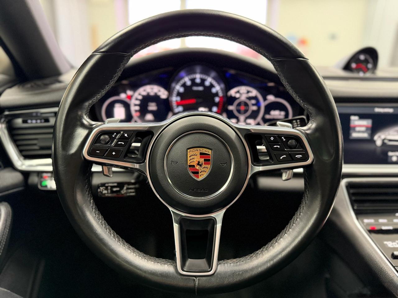 Porsche Panamera 4 AWD 2018
