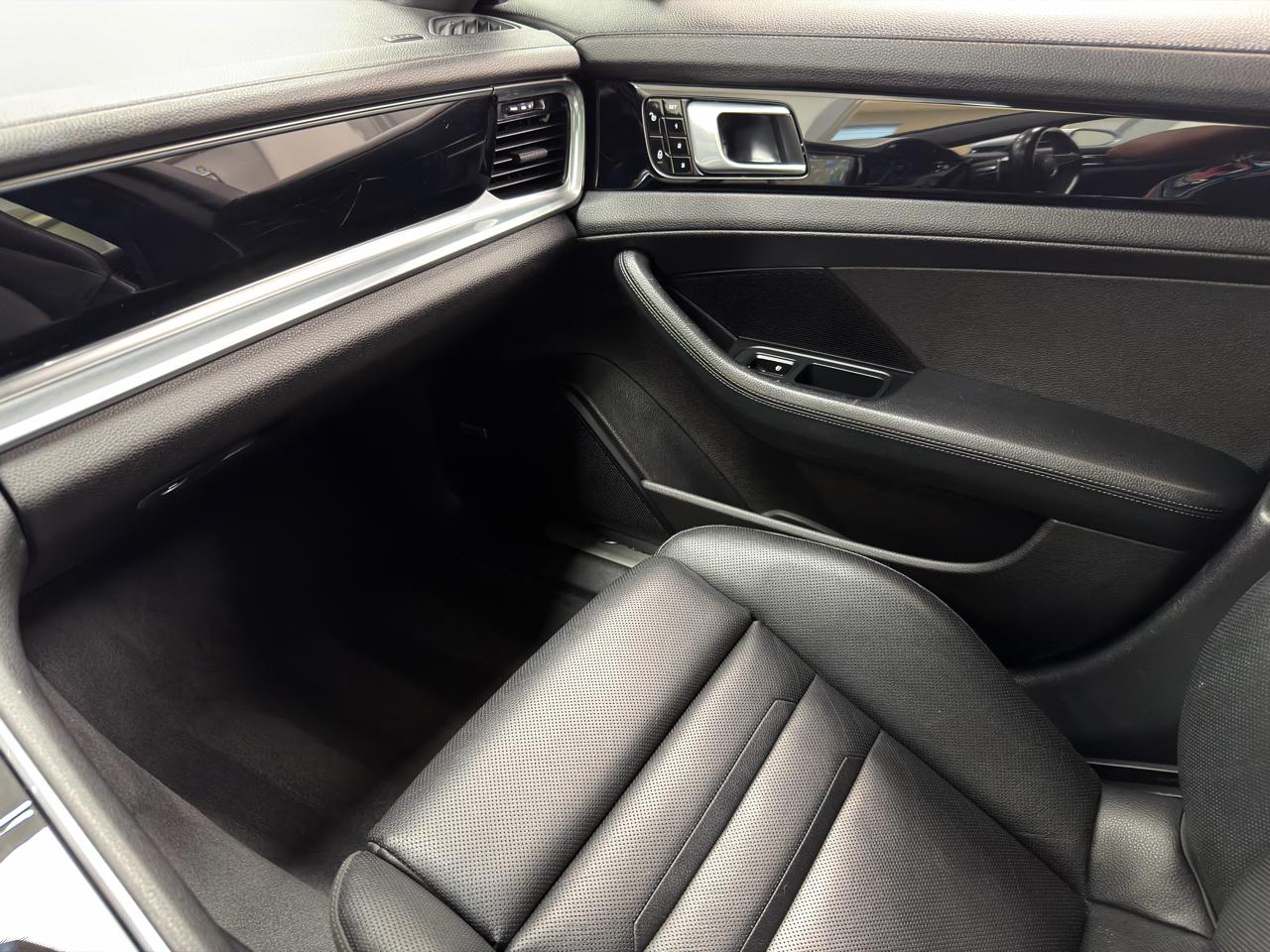 Porsche Panamera 4 AWD 2018