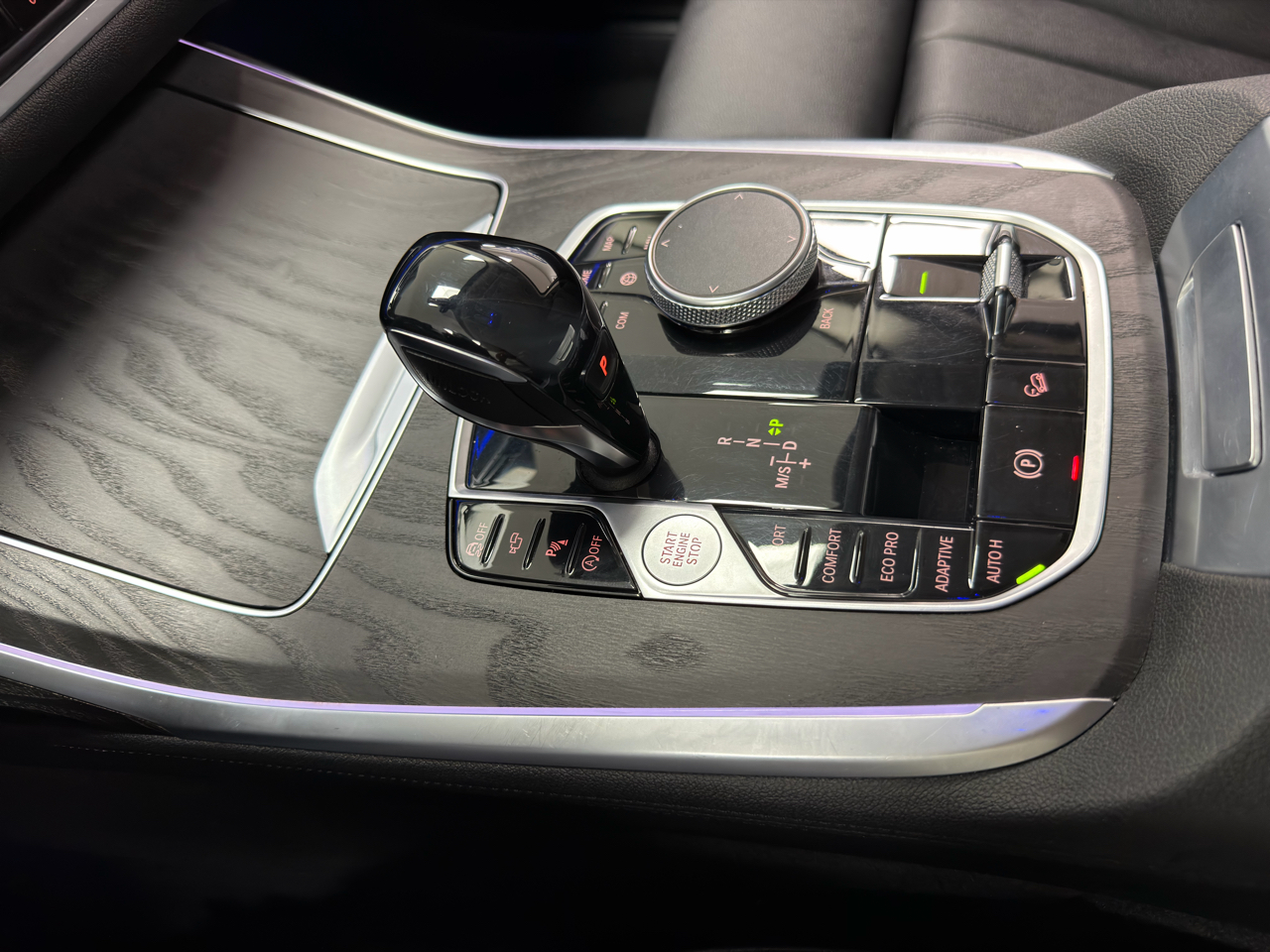 BMW X7 xDrive40i Sports Activity Vehicle 2020