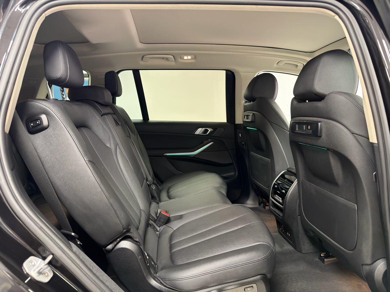 BMW X7 xDrive40i Sports Activity Vehicle 2020