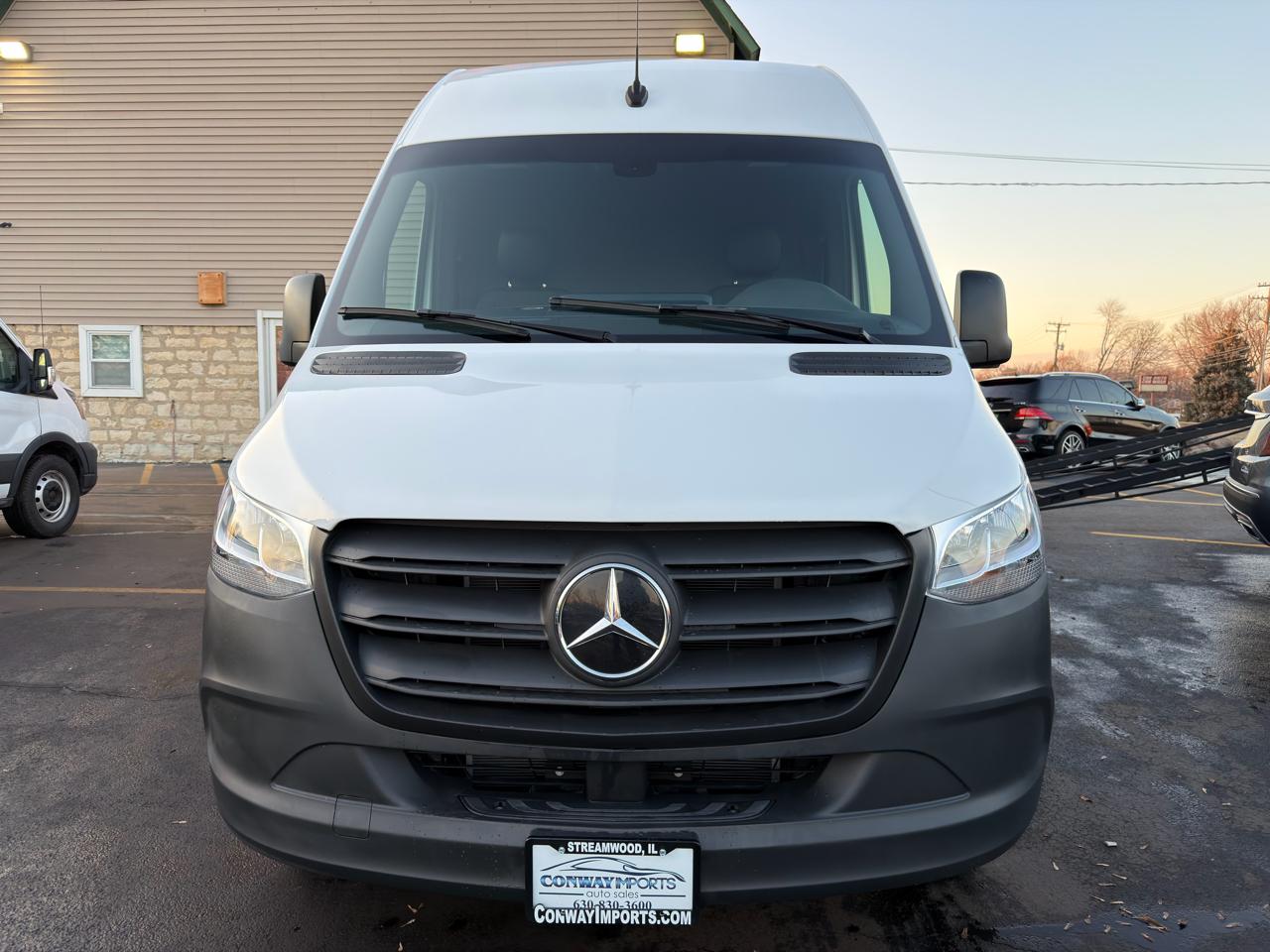 Mercedes-Benz eSprinter Cargo Van 2500 High Roof 170" RWD 2024