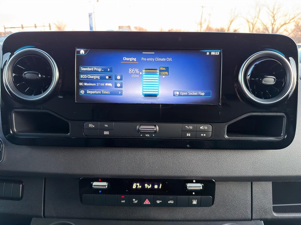 Mercedes-Benz eSprinter Cargo Van 2500 High Roof 170" RWD 2024