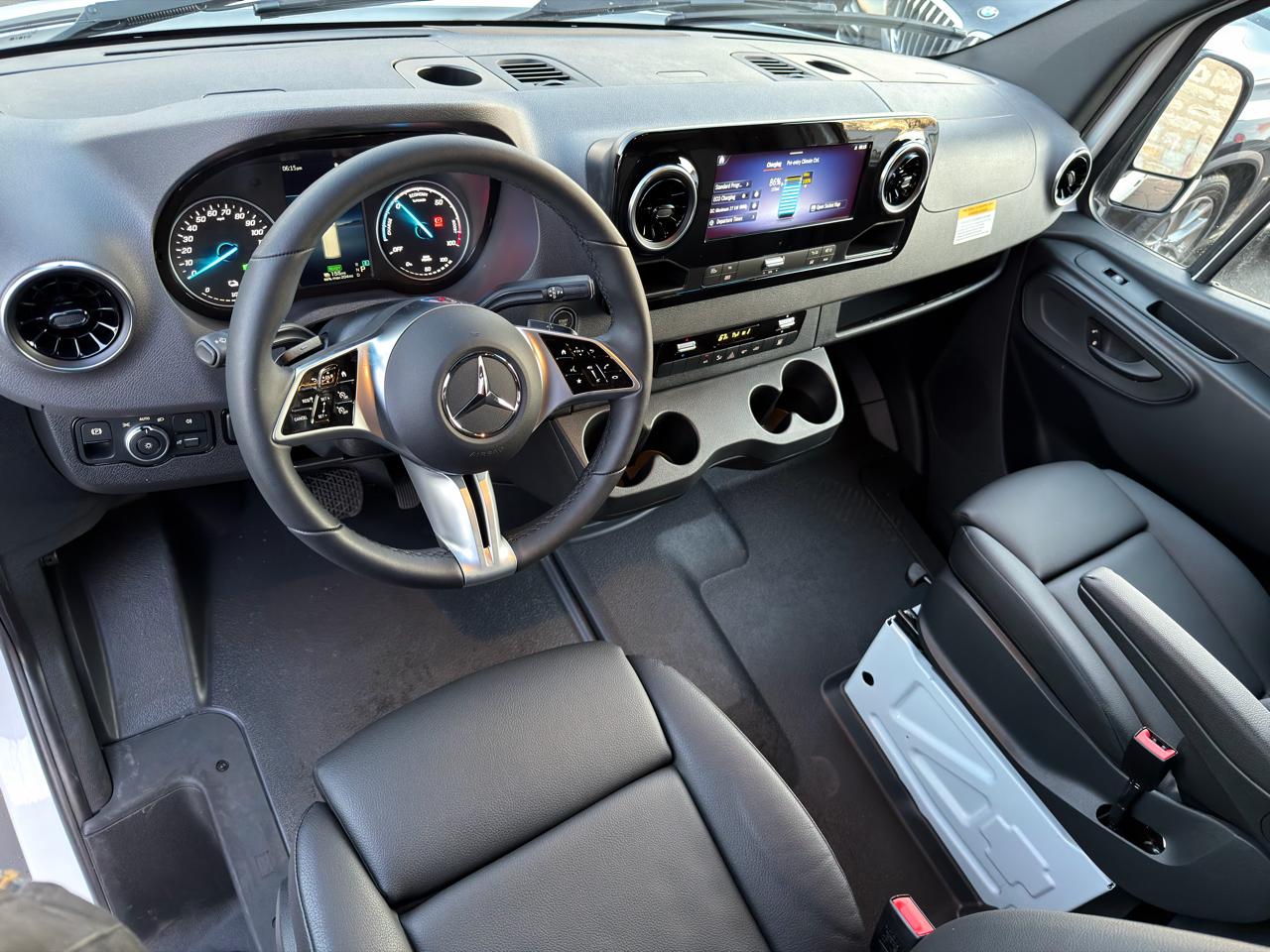 Mercedes-Benz eSprinter Cargo Van 2500 High Roof 170" RWD 2024