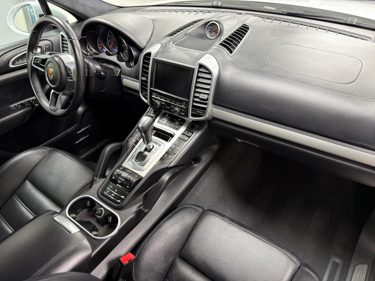 Porsche Cayenne AWD 4dr GTS 2016