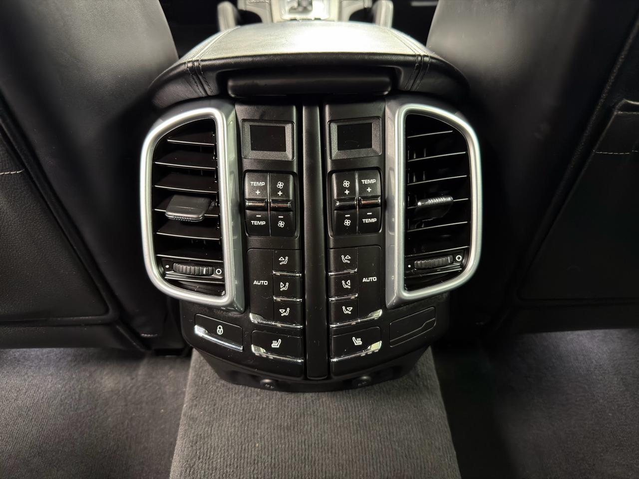 Porsche Cayenne AWD 4dr GTS 2016