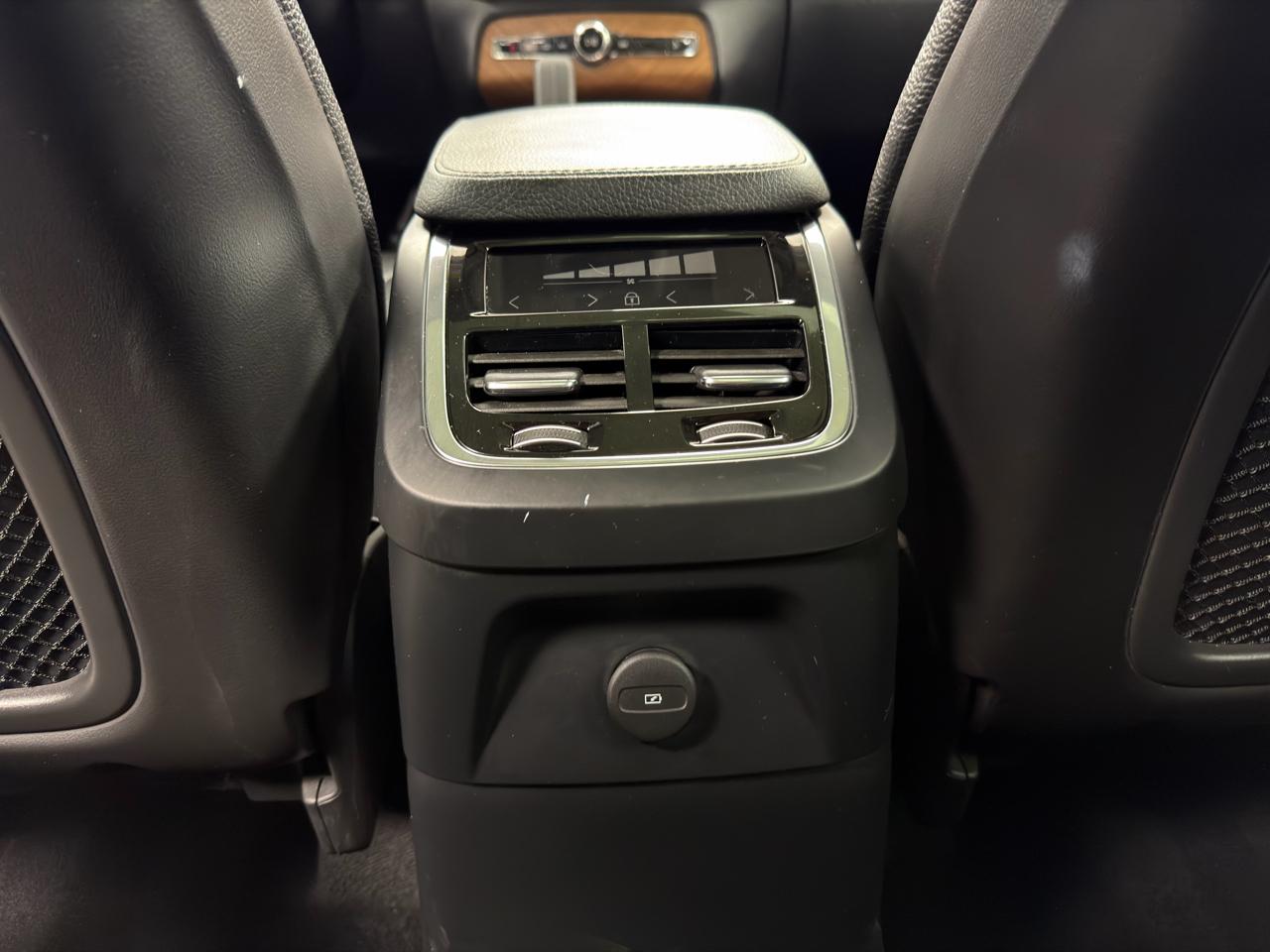 Volvo XC90 Recharge Plug-In Hybrid T8 eAWD PHEV Inscription Expression 7P 2022