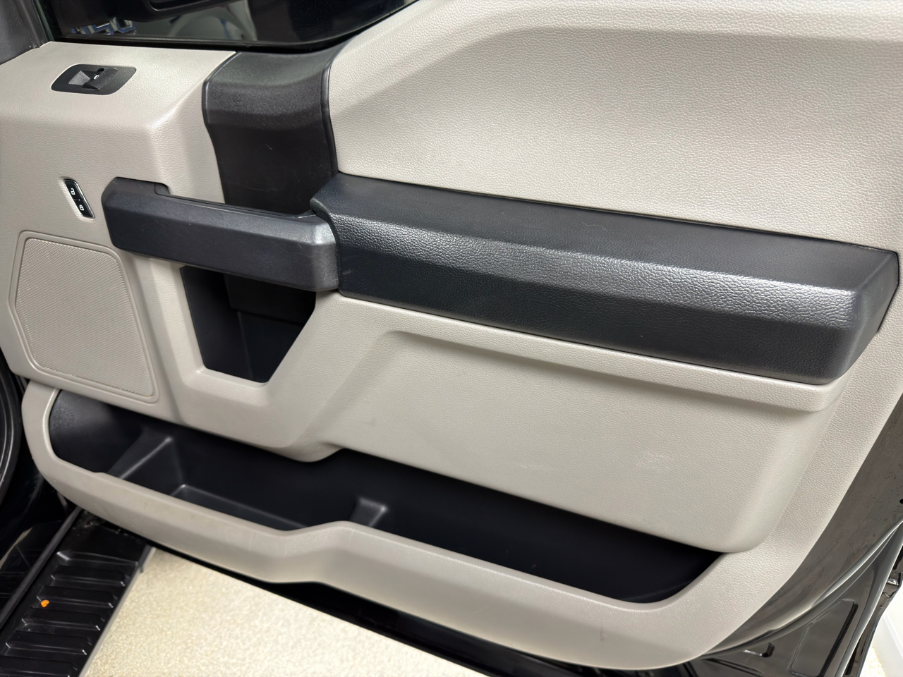 Ford F-150 XL 4WD SuperCrew 5.5' Box 2018