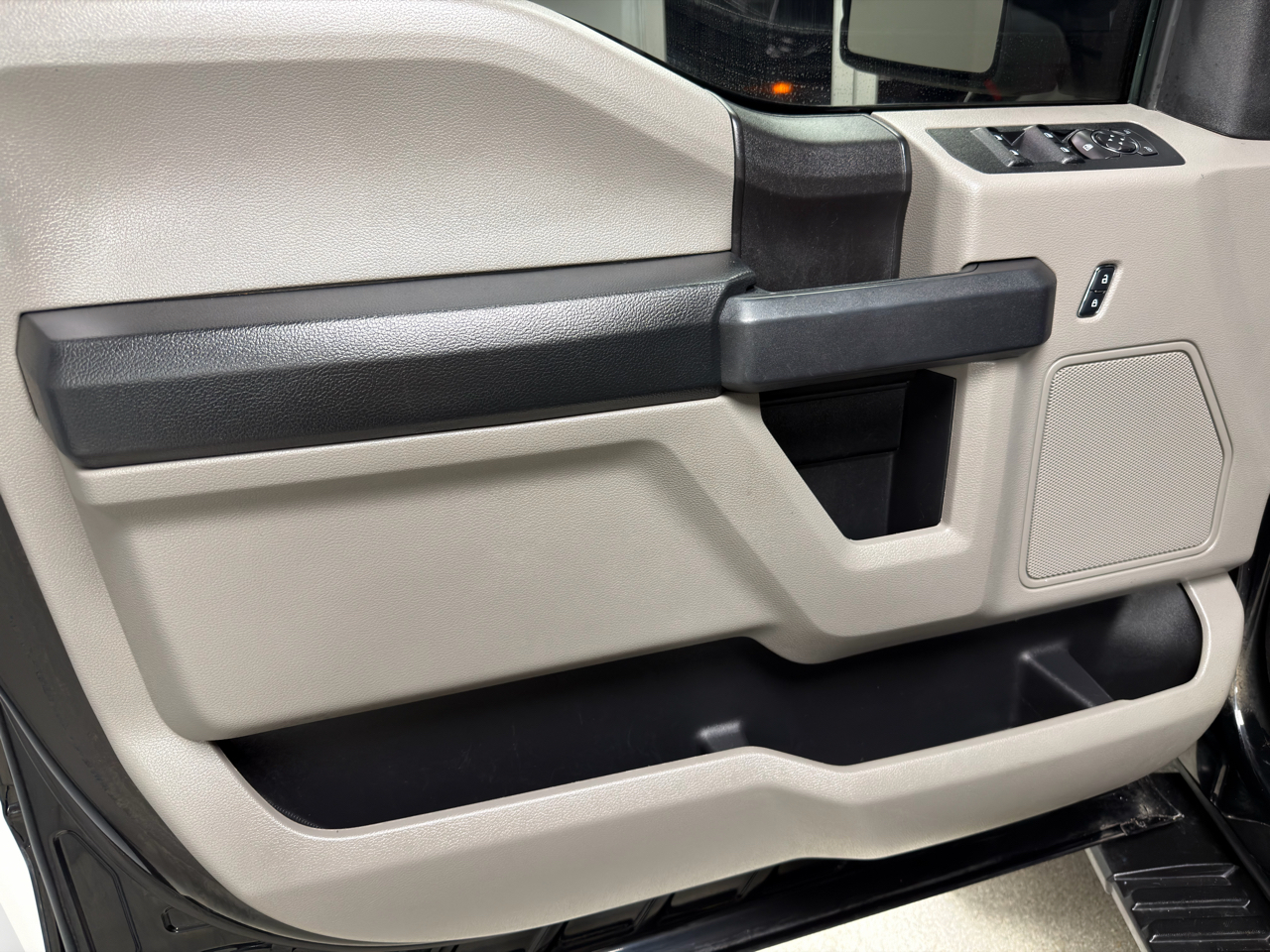 Ford F-150 XL 4WD SuperCrew 5.5' Box 2018