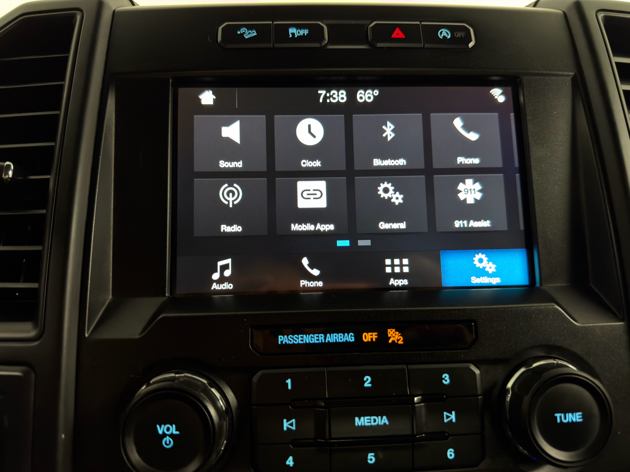 Ford F-150 XL 4WD SuperCrew 5.5' Box 2018