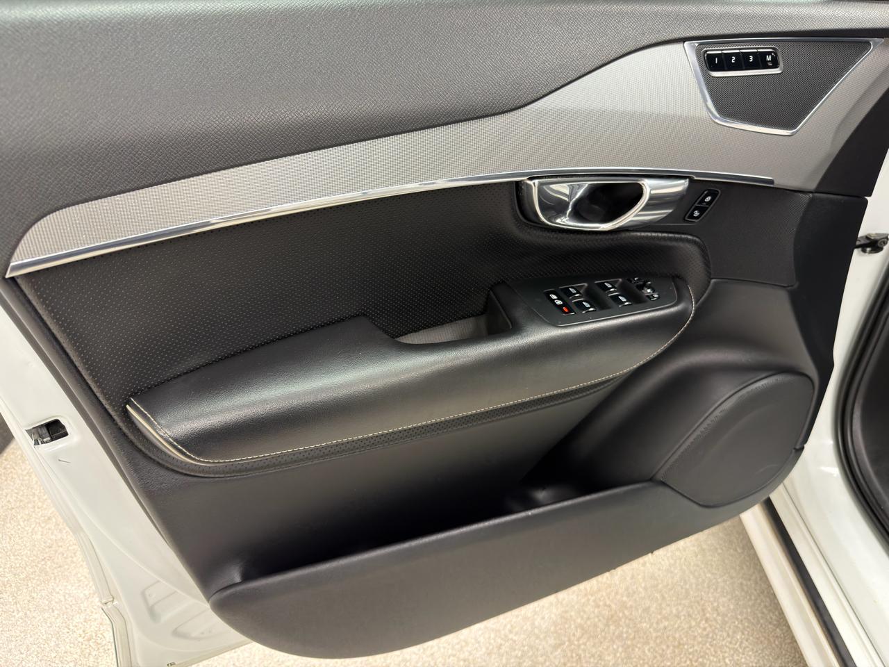 Volvo XC90 AWD 4dr T6 R-Design 2016