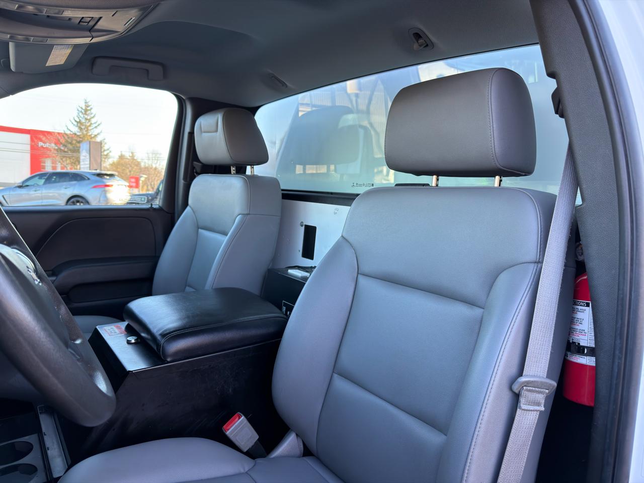 Chevrolet Silverado 3500HD Built After Aug 14 2WD Reg Cab 133.6" Work Truck 2015