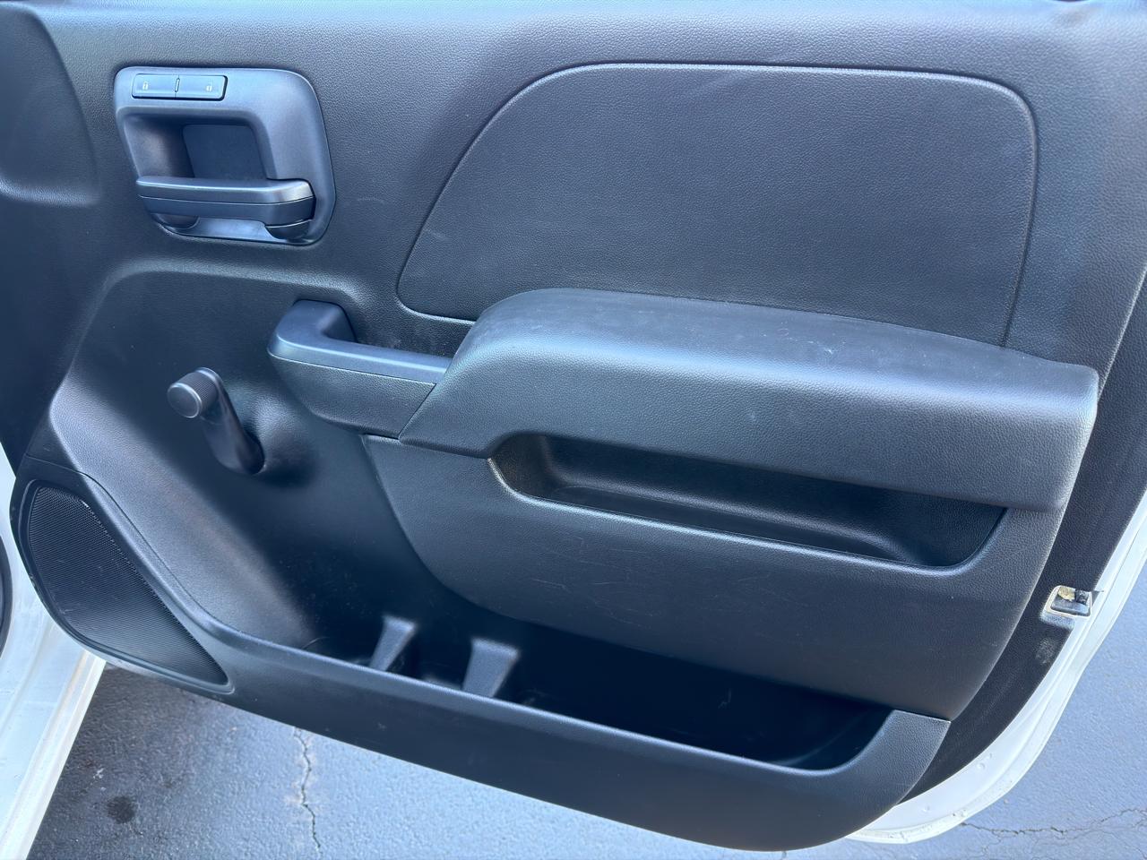 Chevrolet Silverado 3500HD Built After Aug 14 2WD Reg Cab 133.6" Work Truck 2015