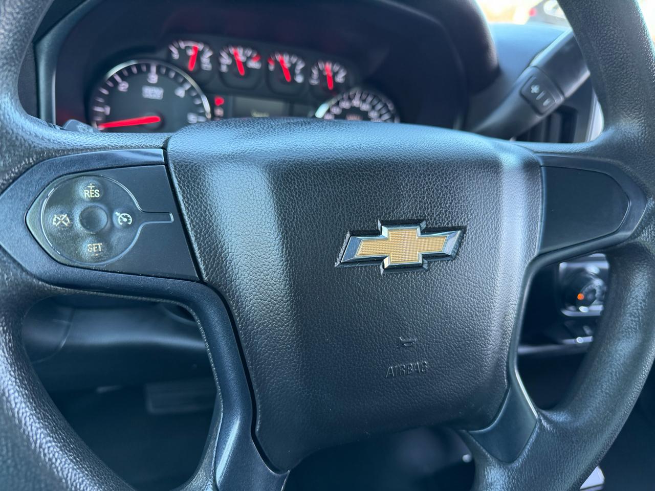 Chevrolet Silverado 3500HD Built After Aug 14 2WD Reg Cab 133.6" Work Truck 2015