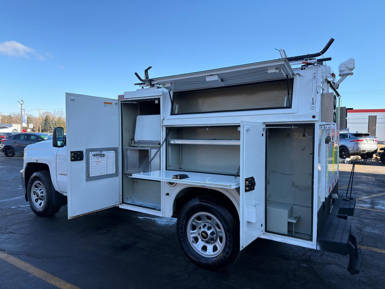 Chevrolet Silverado 3500HD Built After Aug 14 2WD Reg Cab 133.6" Work Truck 2015