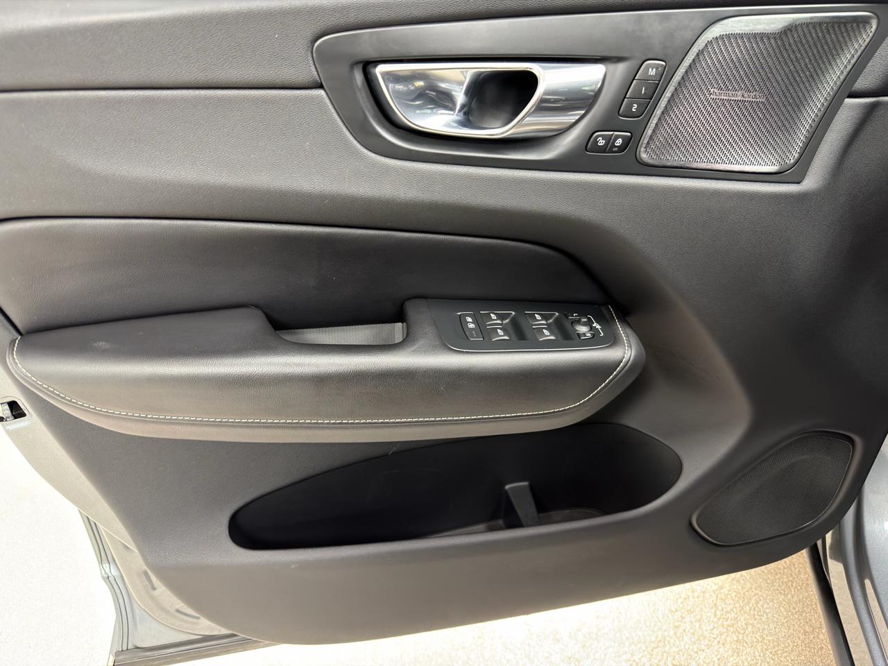 Volvo XC60 T6 AWD R-Design 2019