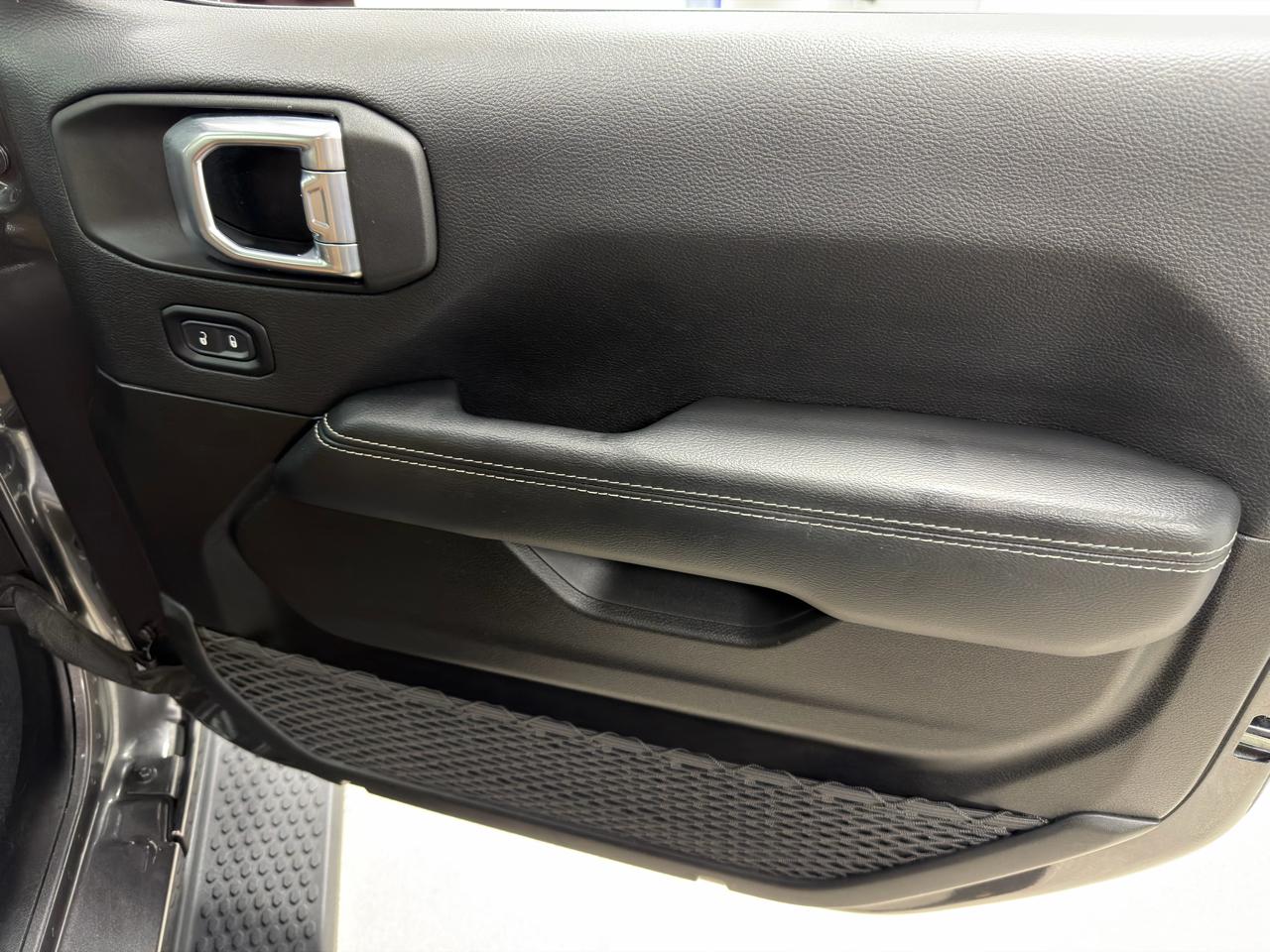 Jeep Wrangler 4xe Unlimited Sahara 4x4 2022