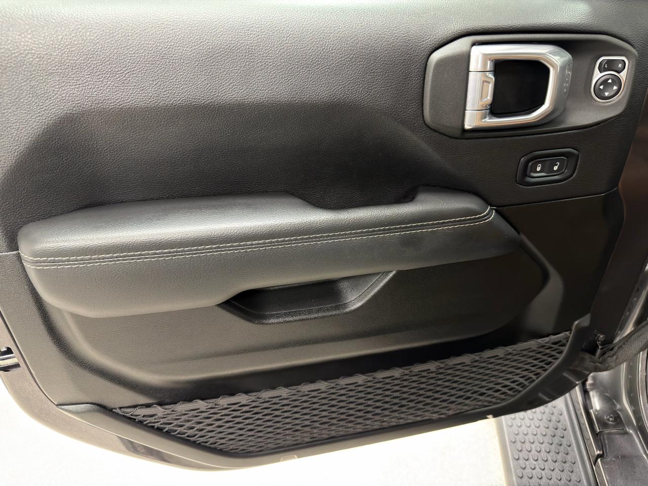 Jeep Wrangler 4xe Unlimited Sahara 4x4 2022