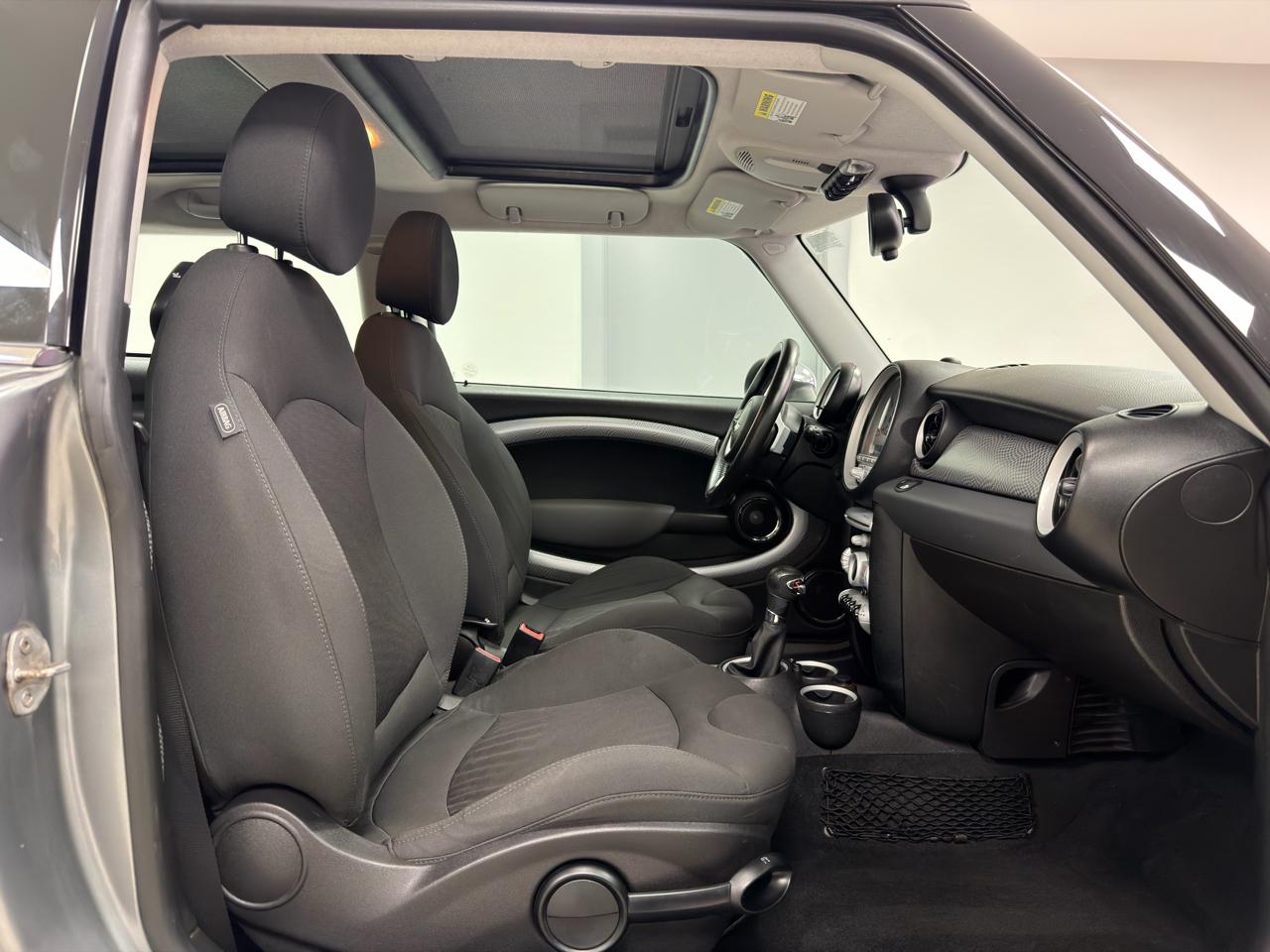 MINI Cooper Hardtop 2dr Cpe S 2010