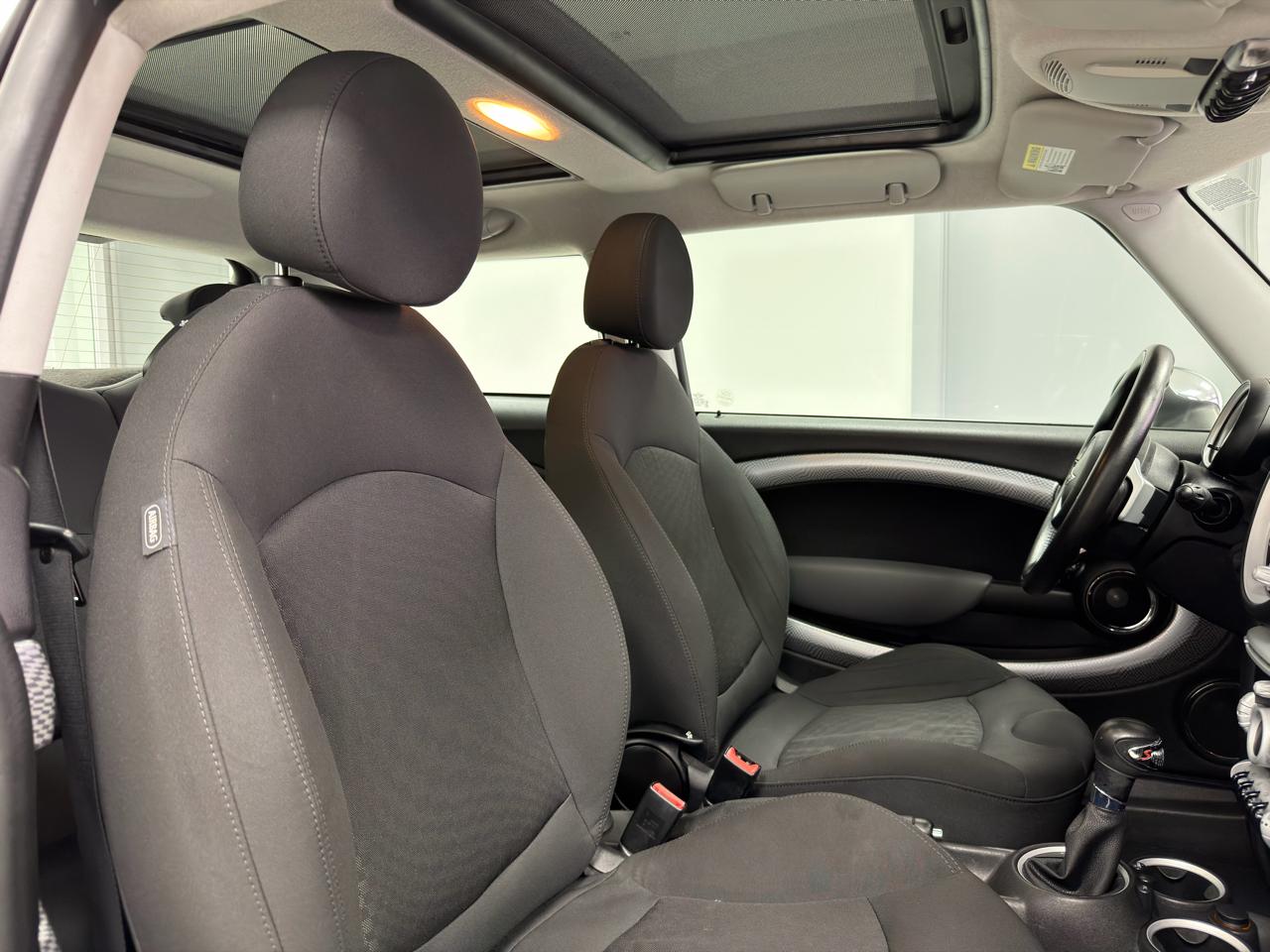 MINI Cooper Hardtop 2dr Cpe S 2010