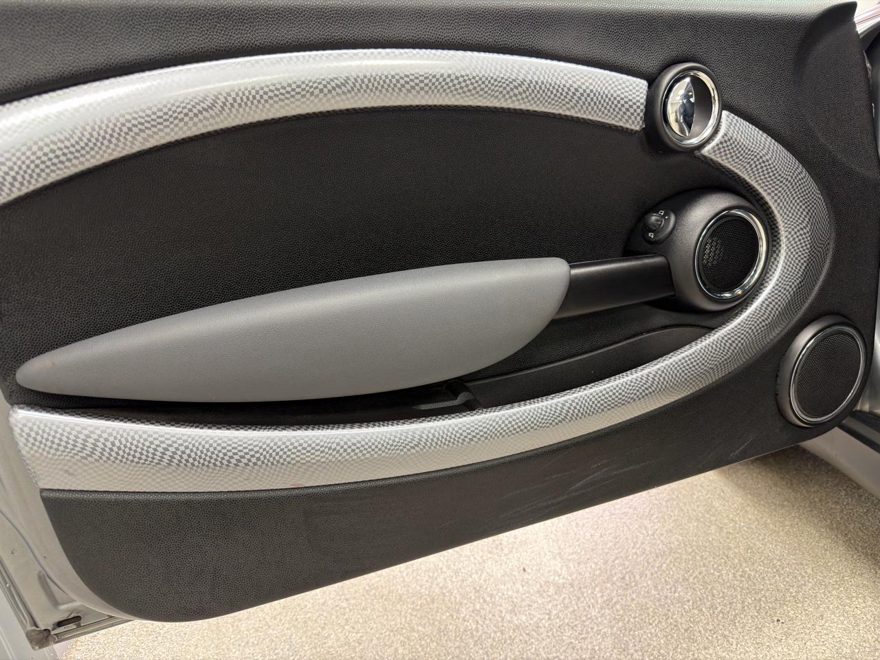 MINI Cooper Hardtop 2dr Cpe S 2010