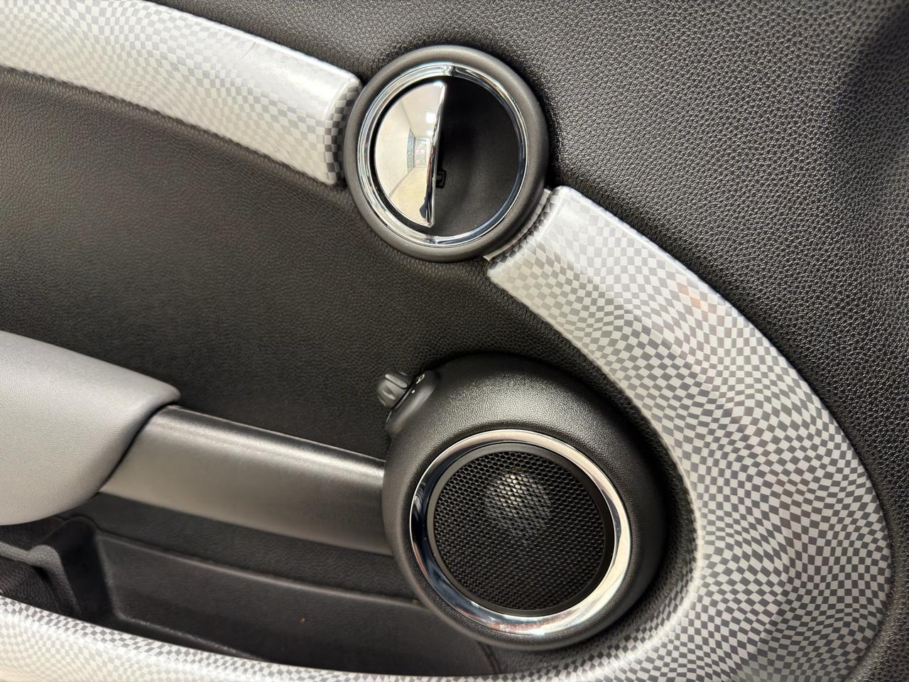 MINI Cooper Hardtop 2dr Cpe S 2010