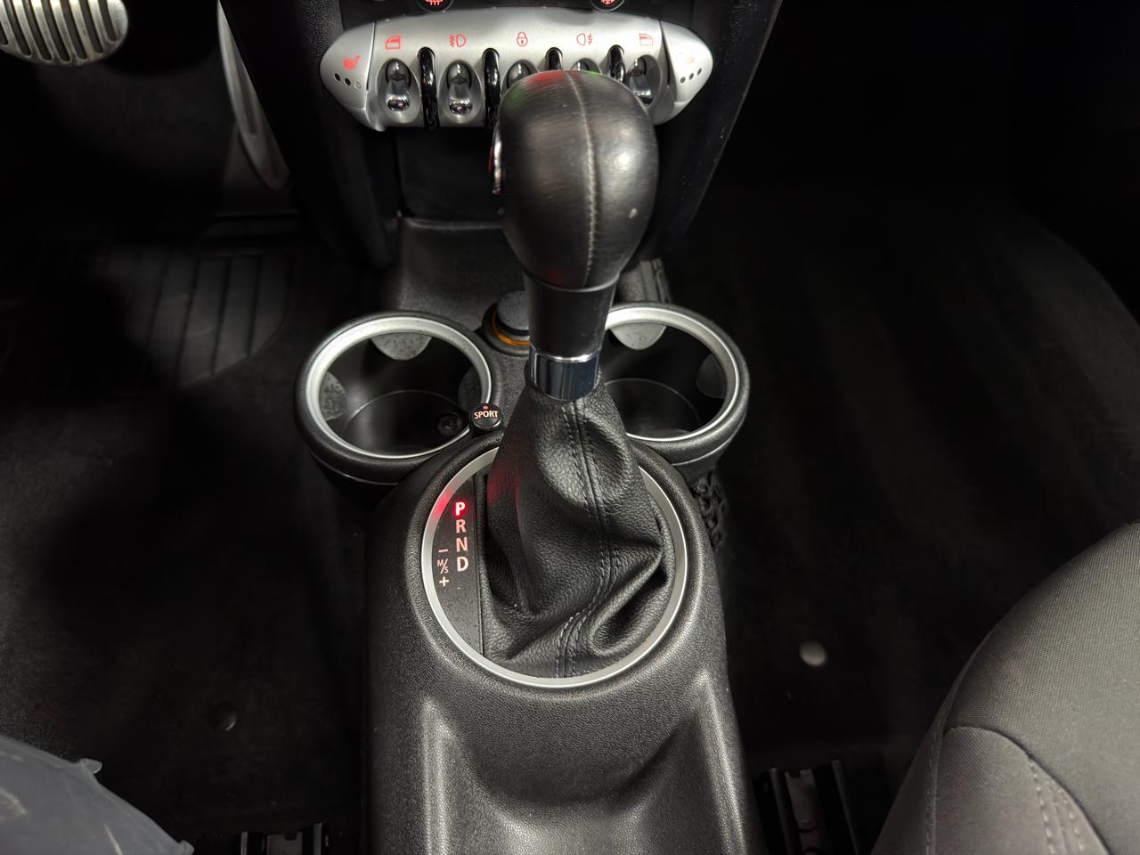 MINI Cooper Hardtop 2dr Cpe S 2010