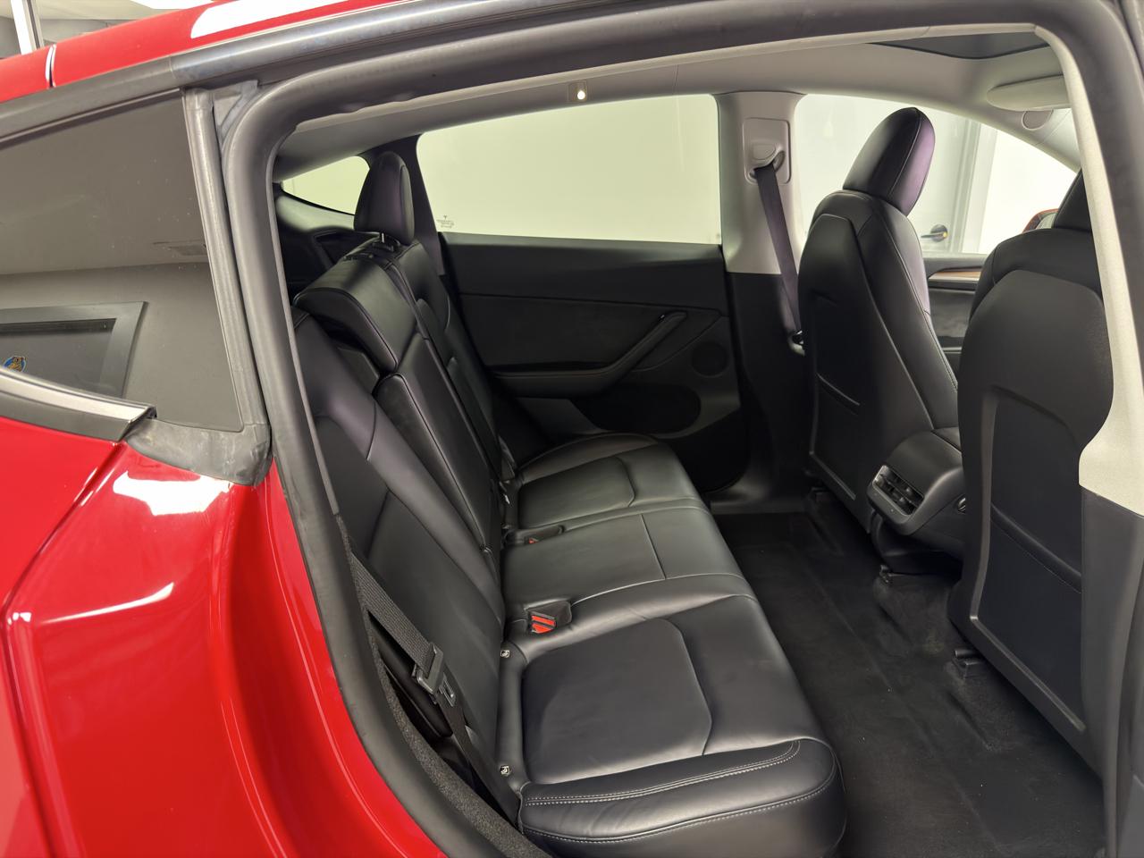 Tesla Model Y Performance AWD 2023
