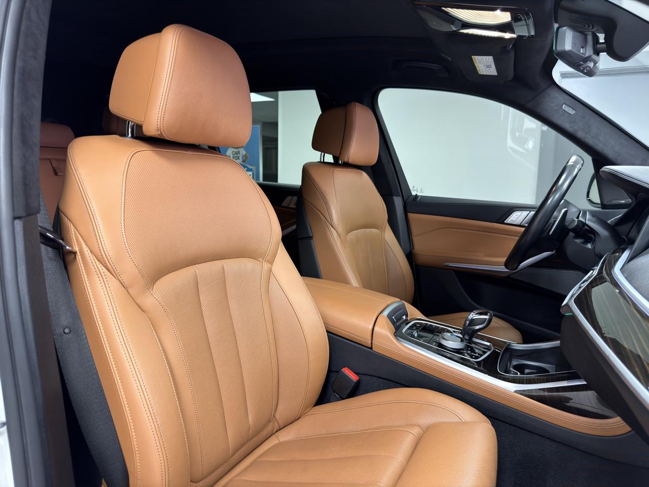 BMW X7 xDrive40i Sports Activity Vehicle 2021