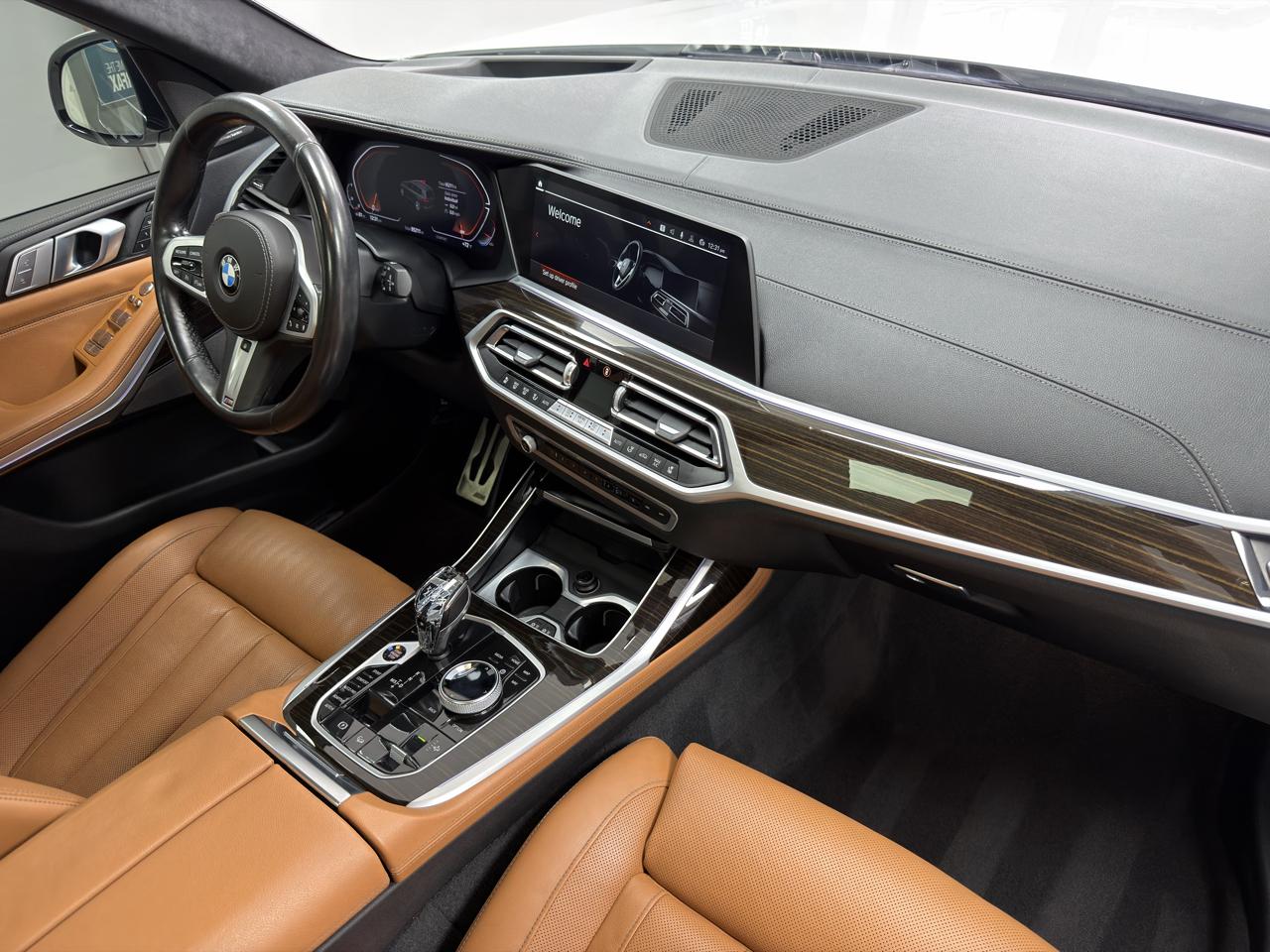 BMW X7 xDrive40i Sports Activity Vehicle 2021