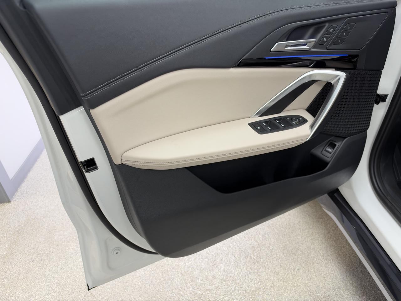 BMW X1 xDrive28i Sports Activity Vehicle 2024