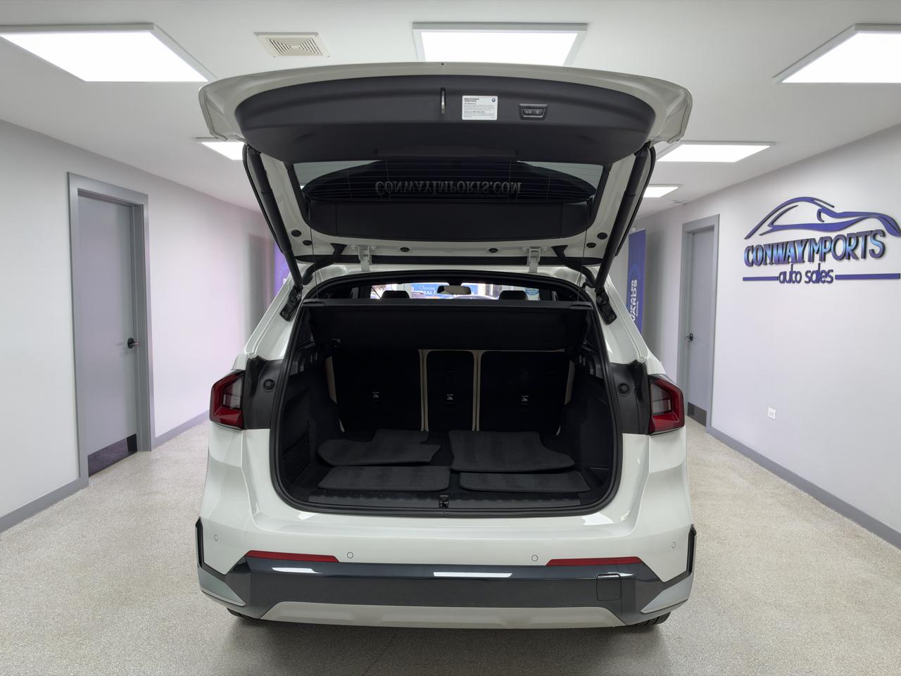 BMW X1 xDrive28i Sports Activity Vehicle 2024