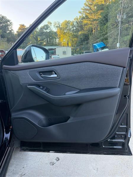 Nissan Rogue SV 2023