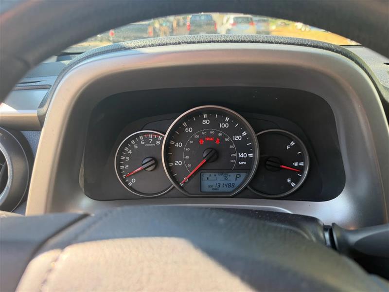 Toyota RAV4 LE FWD 2016