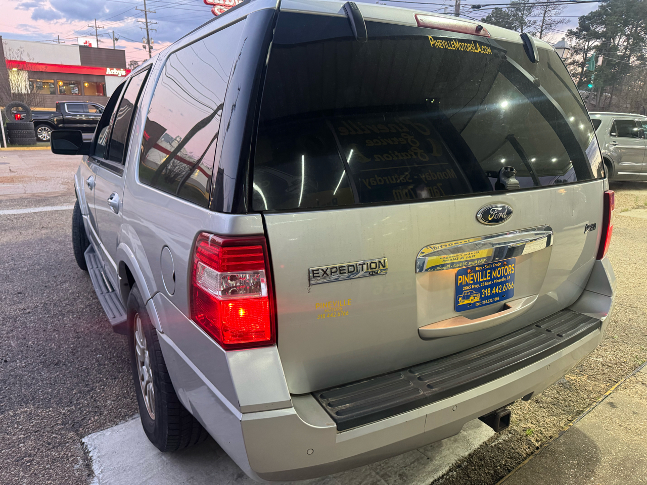 Ford Expedition King Ranch 2WD 2011