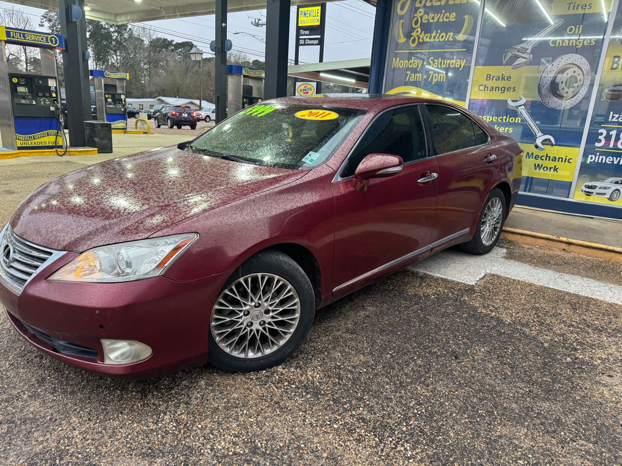 Lexus ES 350 Sedan 2011