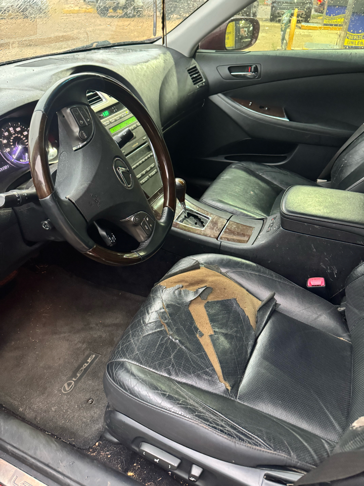 Lexus ES 350 Sedan 2011