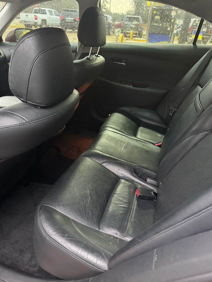 Lexus ES 350 Sedan 2011