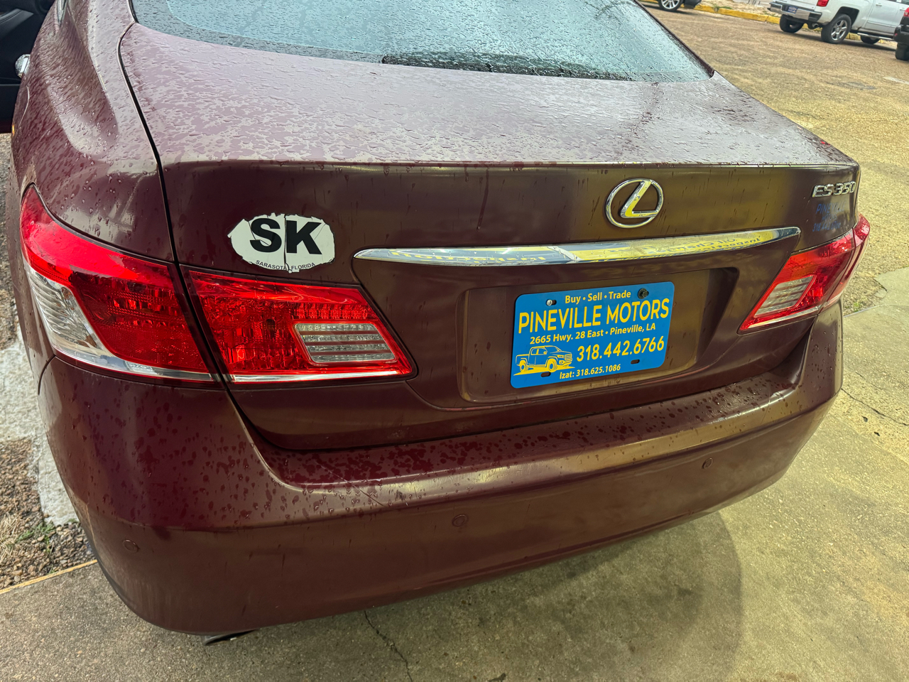 Lexus ES 350 Sedan 2011