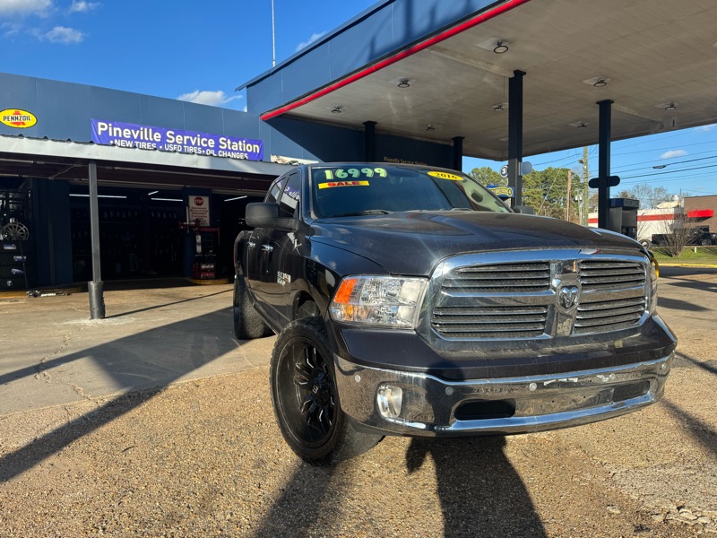 RAM 1500 2WD Crew Cab 140.5" Lone Star 2016